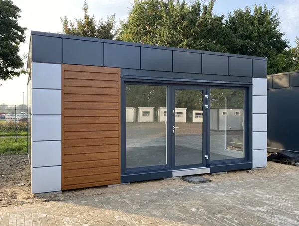 Contenedor de oficina 6X4,70m – Image 2