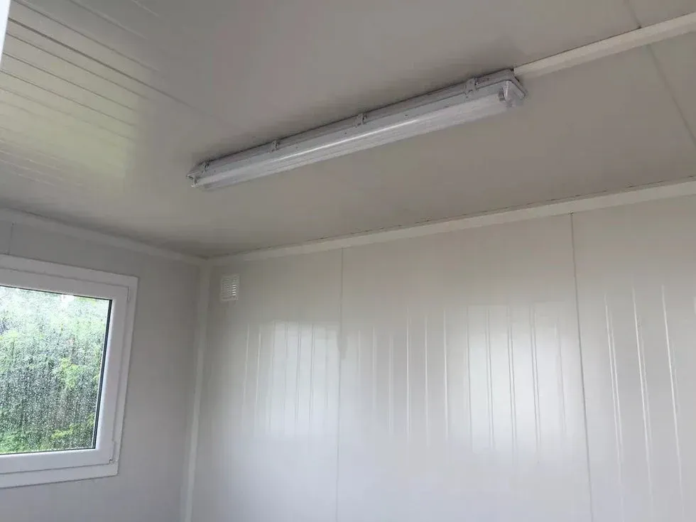 Contenedor oficina 3,50X2,20 – Image 6