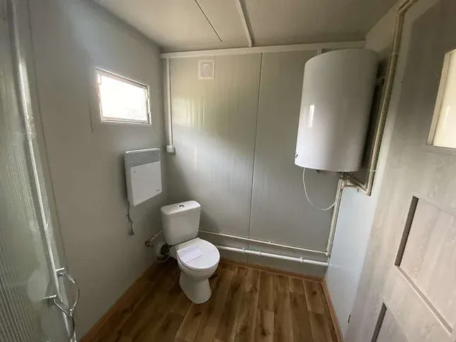 Contenedor 6×2,40m + WC, ducha y cocina – Image 6